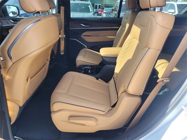 Used 2023 Jeep Grand Cherokee L Summit w/ Advanced Protech Group IV image 6