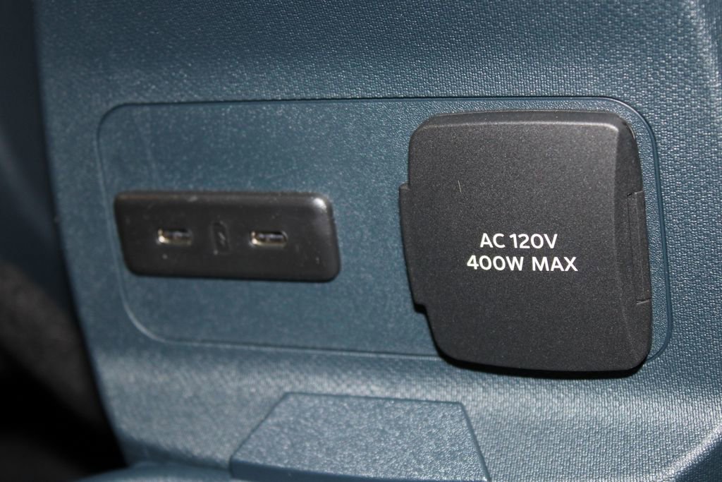 New 2026 Ford Maverick XLT image 30