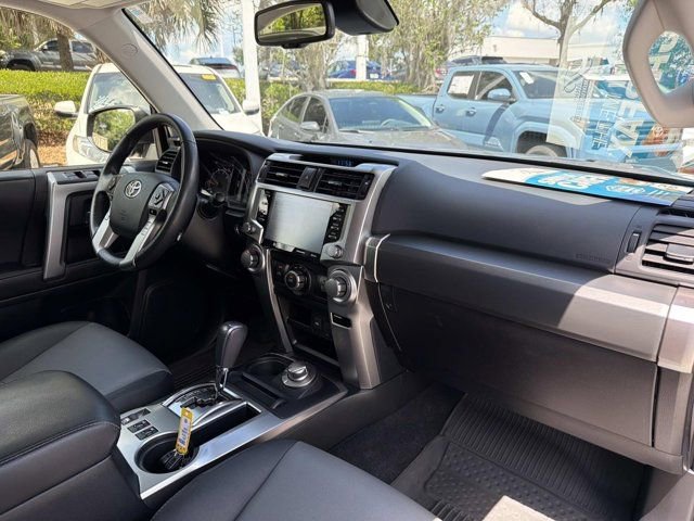 Certified 2024 Toyota 4Runner SR5 Premium w/ Moonroof Package AWD/4WD image 18