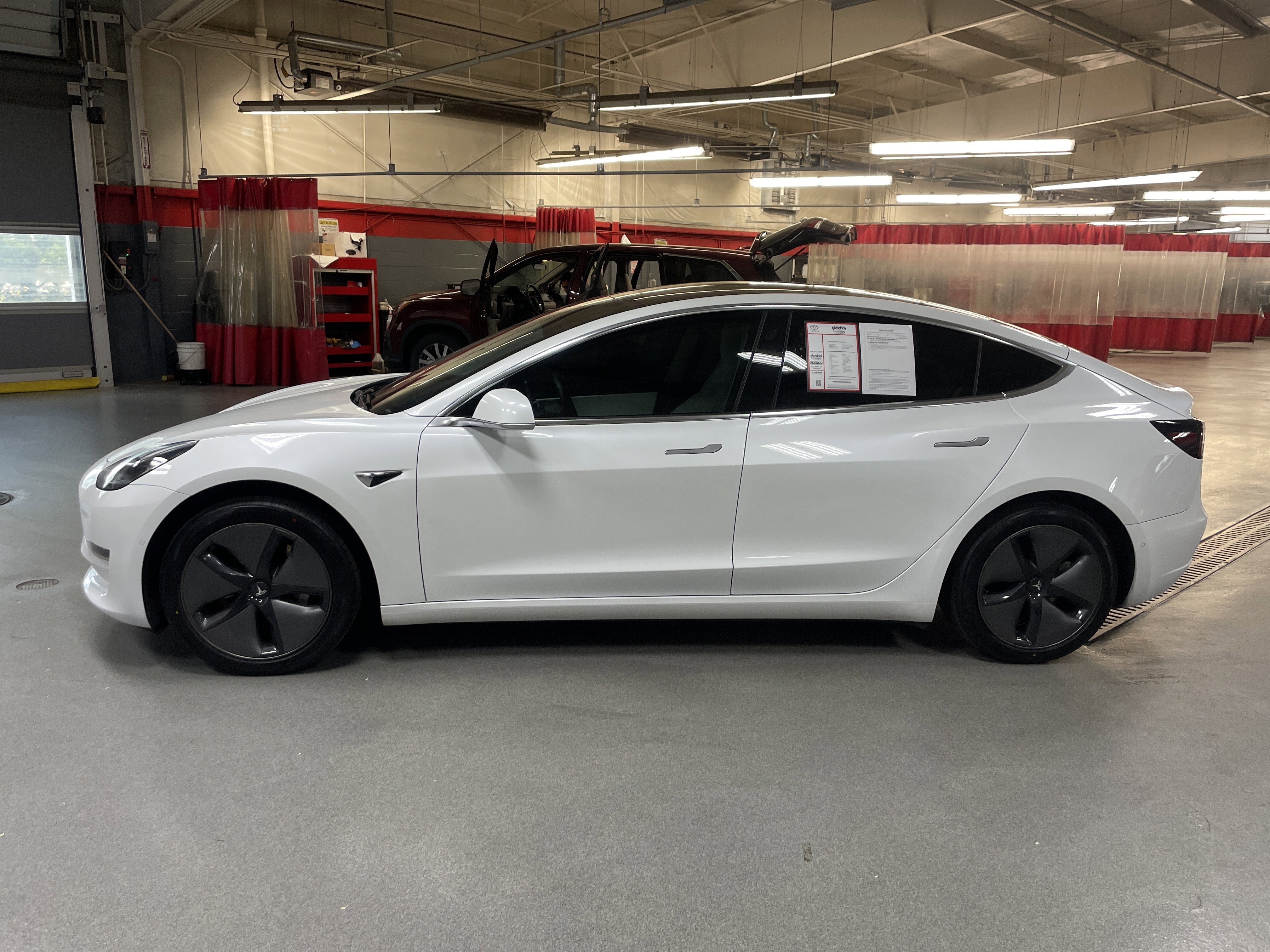 Used 2019 Tesla Model 3 Long Range image 9