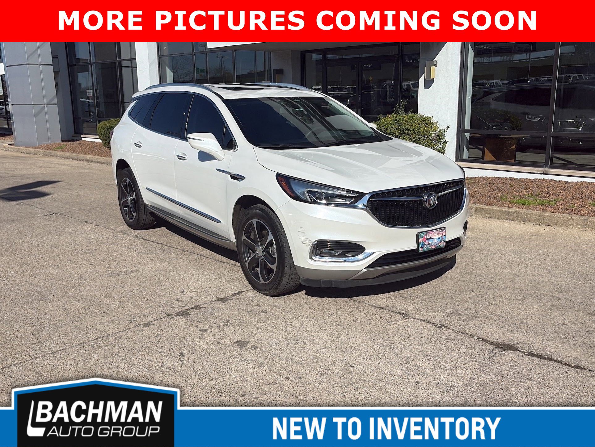 Used 2021 Buick Enclave Essence w/ LPO, Touring Package image 1