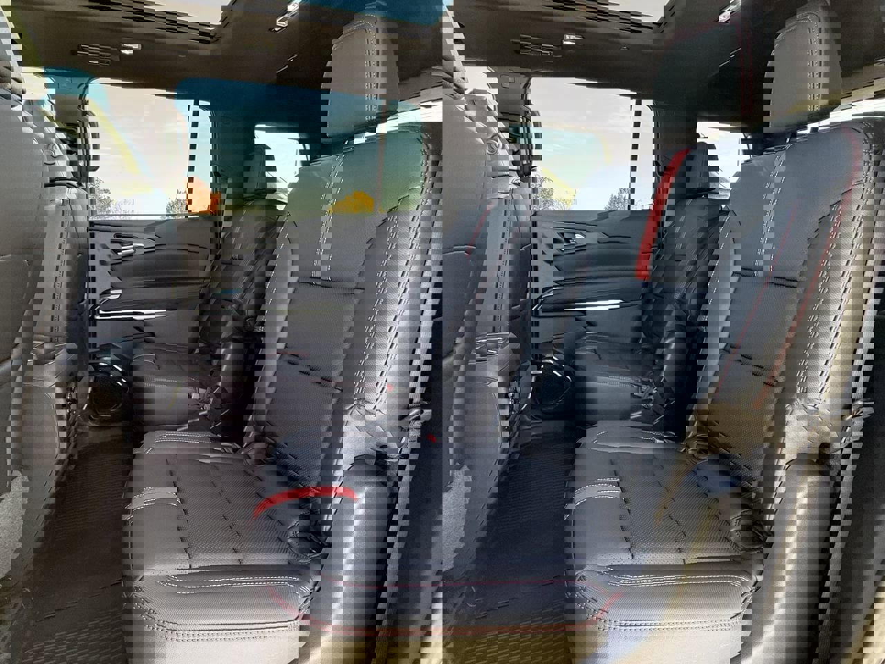 New 2026 Chevrolet Traverse RS image 25