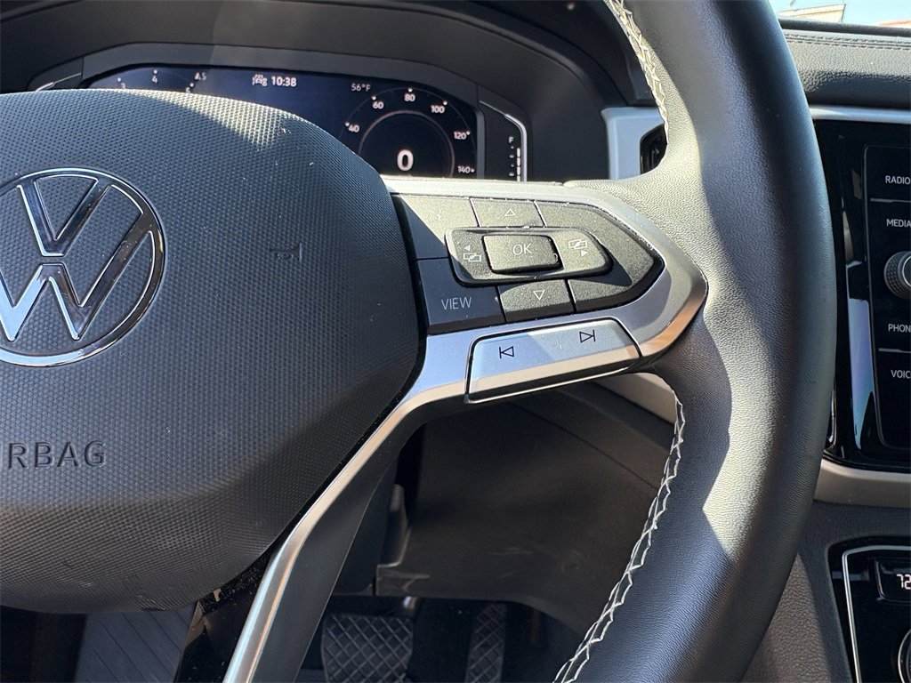 Used 2023 Volkswagen Atlas Cross Sport SE image 17