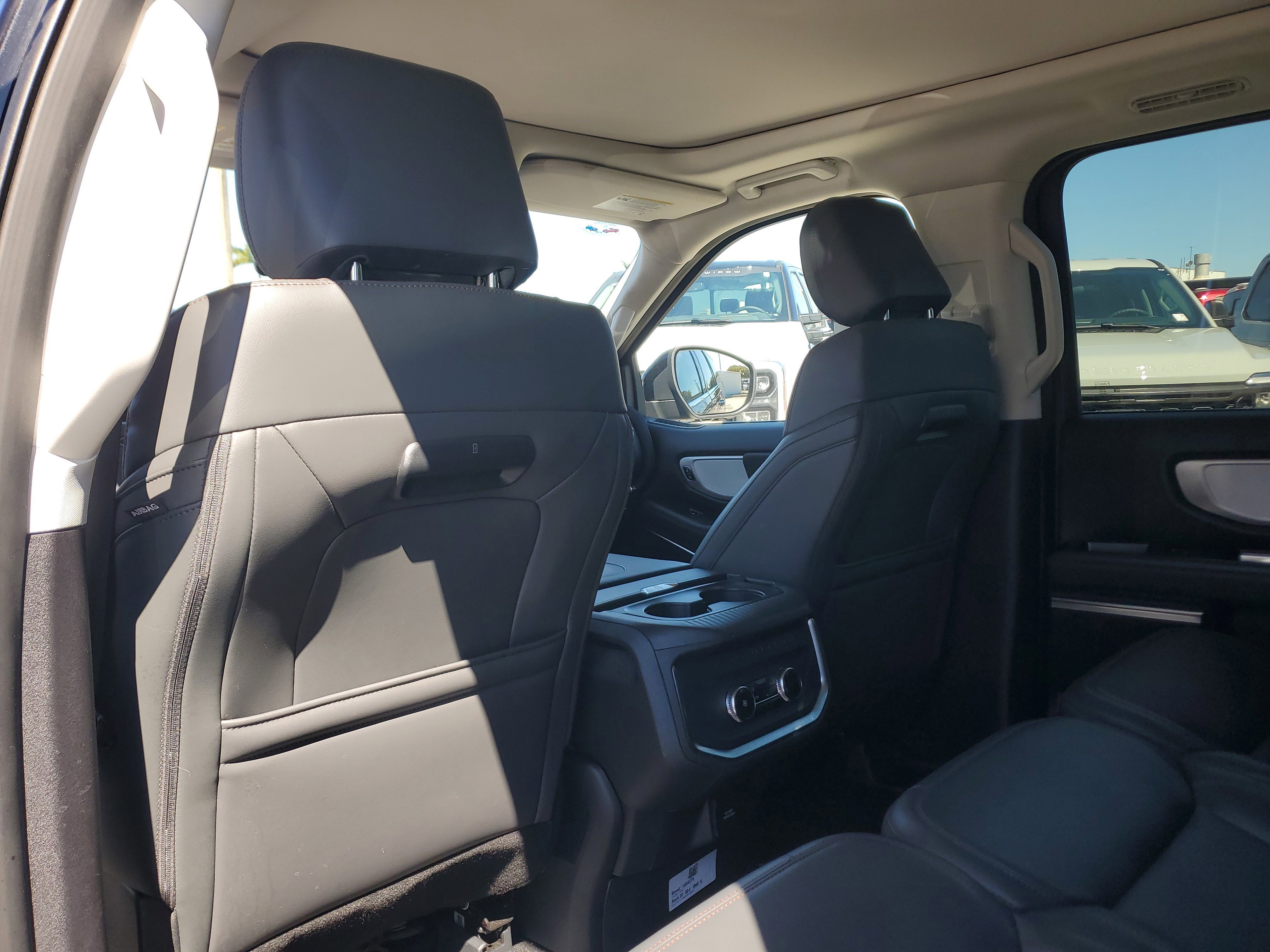 Used 2025 Ford Expedition Max Active image 17