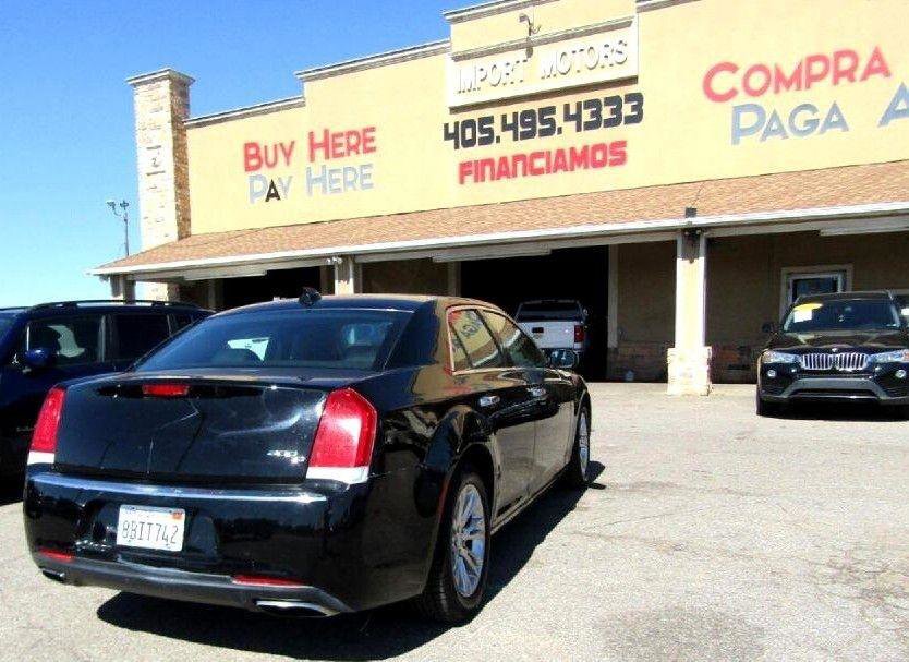 Used 2016 Chrysler 300 C RWD image 6