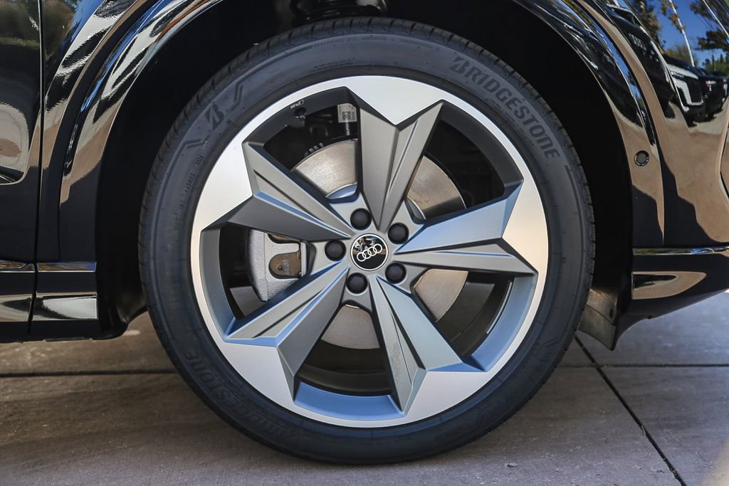 New 2026 Audi Q4 e-tron Premium Plus image 10