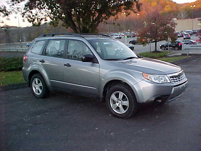Used 2011 Subaru Forester 2.5X image 2