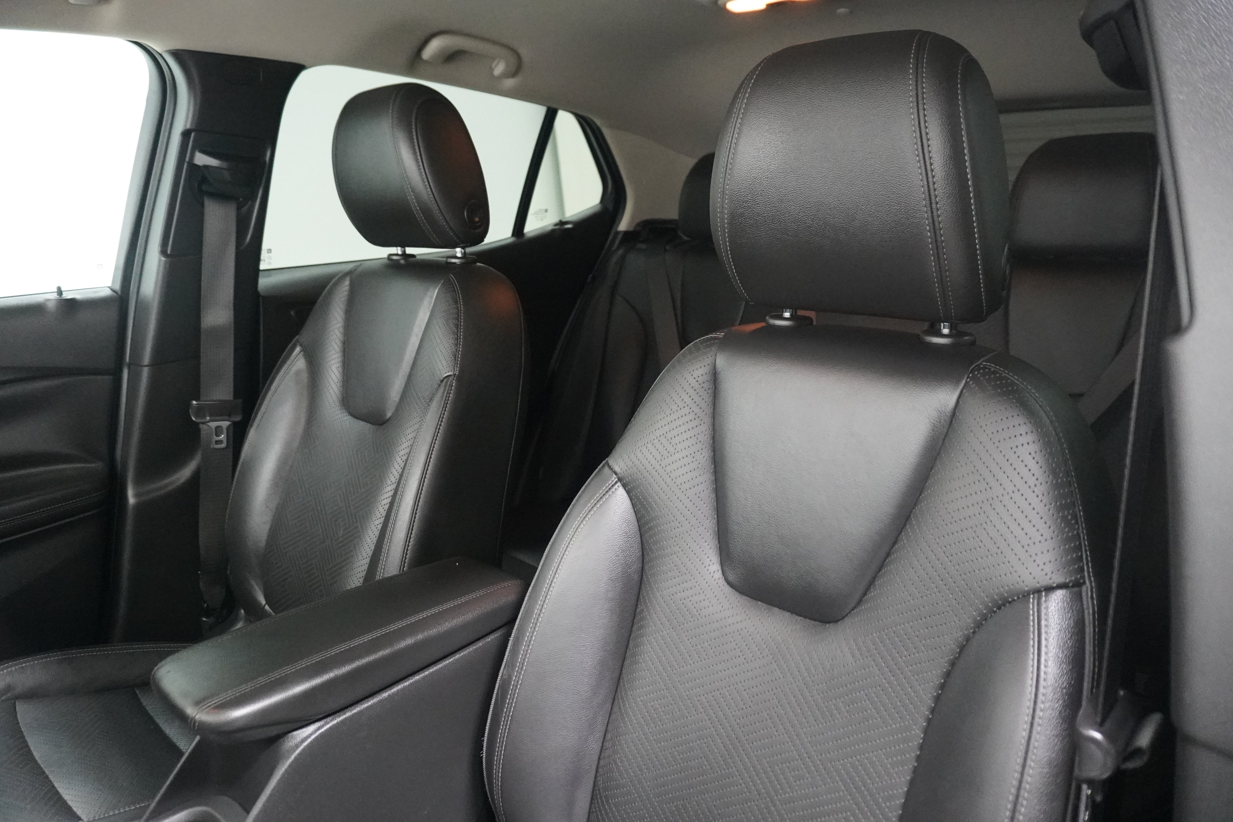 Used 2020 Buick Encore GX Essence FWD image 10