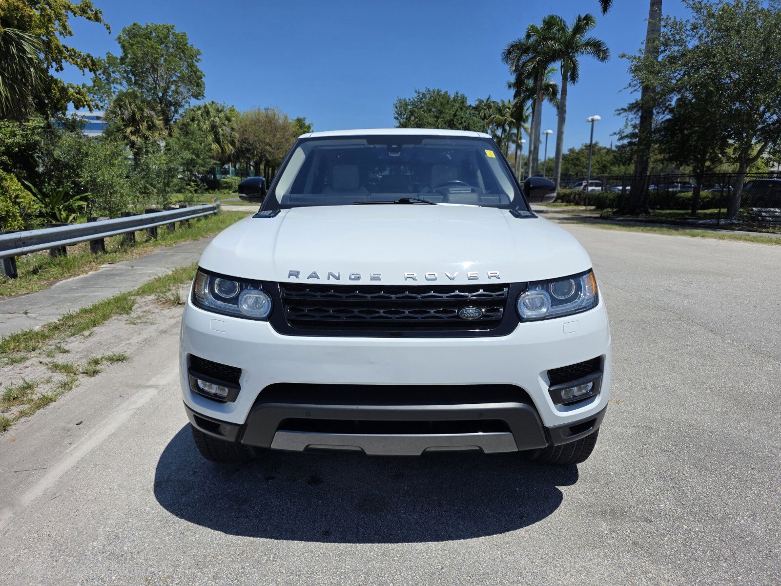 Used 2016 Land Rover Range Rover Sport Supercharged AWD/4WD image 8