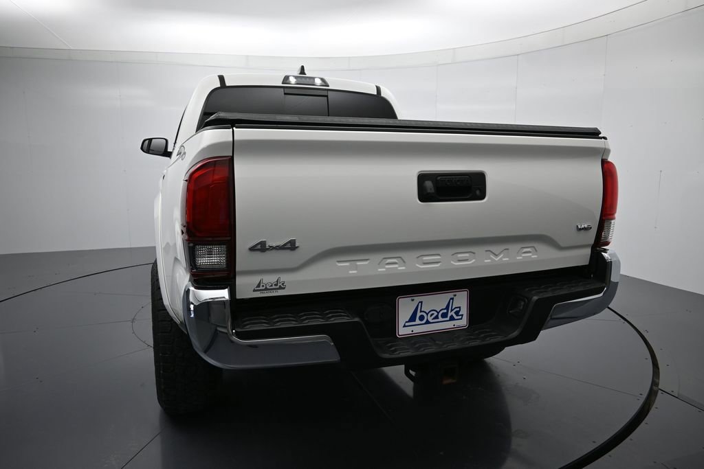 Used 2021 Toyota Tacoma SR5 AWD/4WD image 24