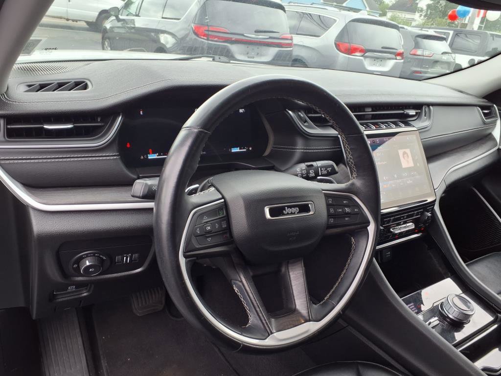 Certified 2022 Jeep Grand Cherokee L Limited image 48