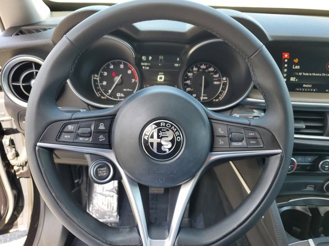 Used 2018 Alfa Romeo Stelvio Ti image 21