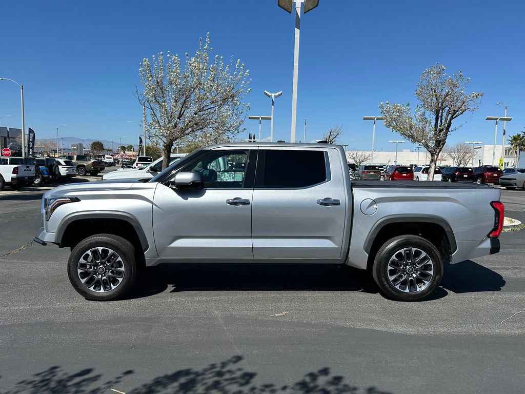 Used 2022 Toyota Tundra Limited image 3