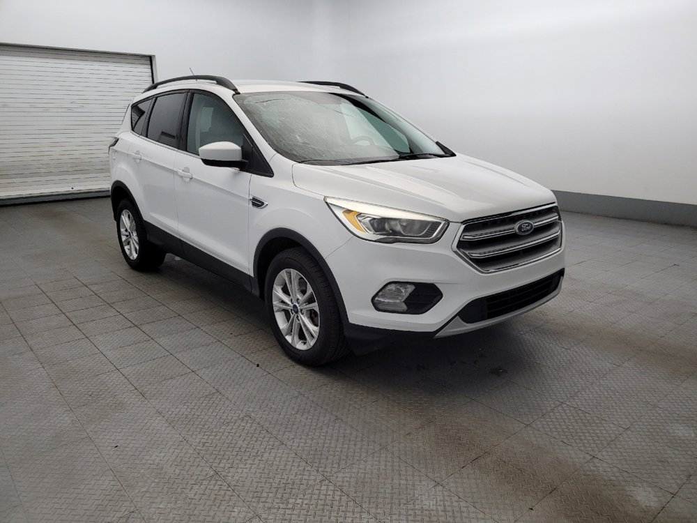 Used 2017 Ford Escape SE w/ Equipment Group 201A image 13