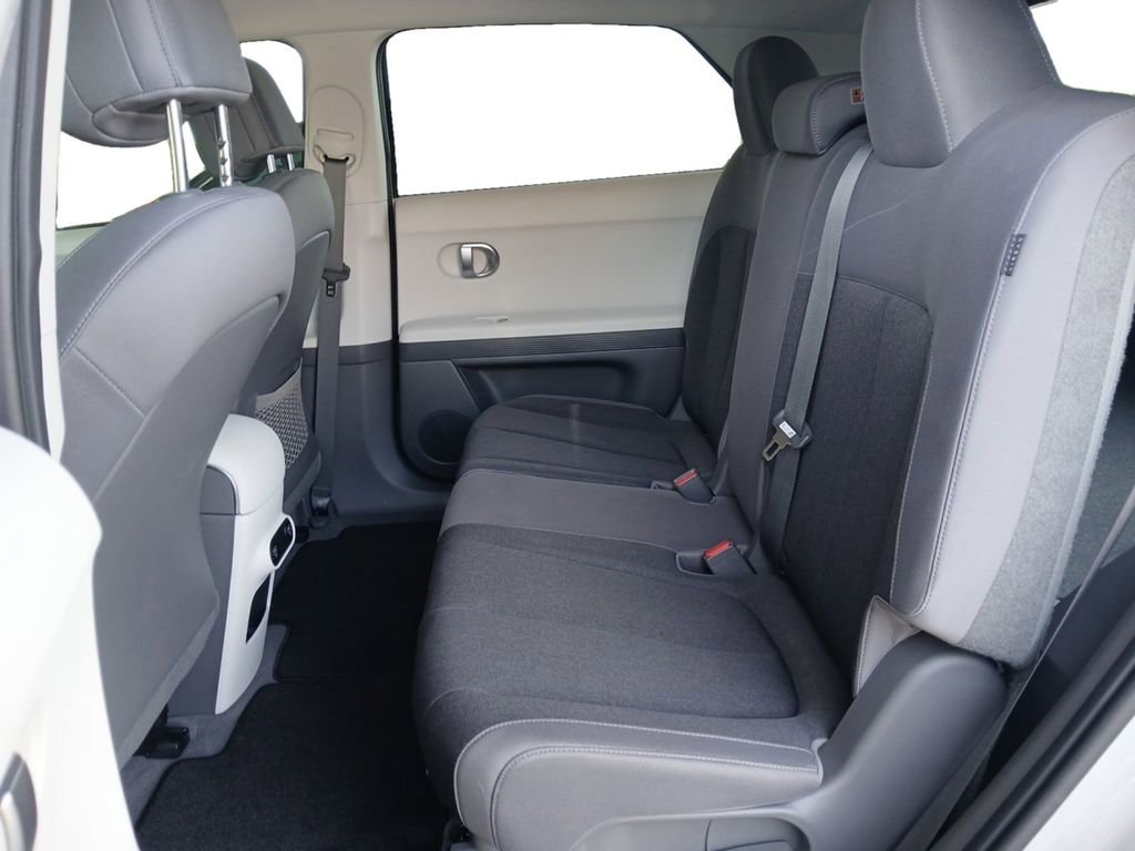 Certified 2024 Hyundai Ioniq 5 SEL RWD image 13