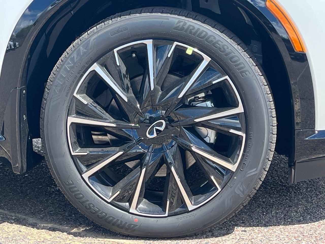 New 2027 INFINITI QX65 Autograph AWD/4WD image 8