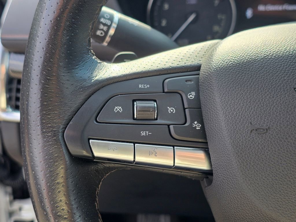 Used 2023 Cadillac XT4 Sport AWD/4WD image 36
