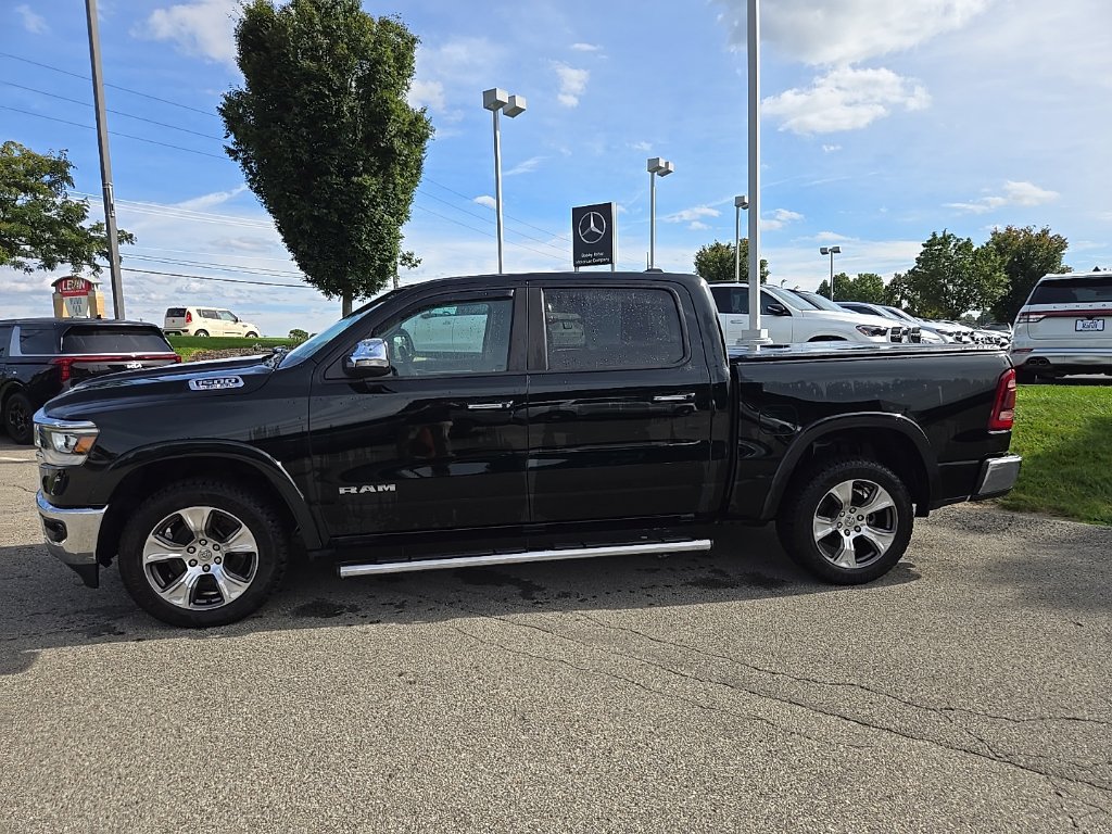 Used 2019 RAM 1500 Laramie AWD/4WD image 9