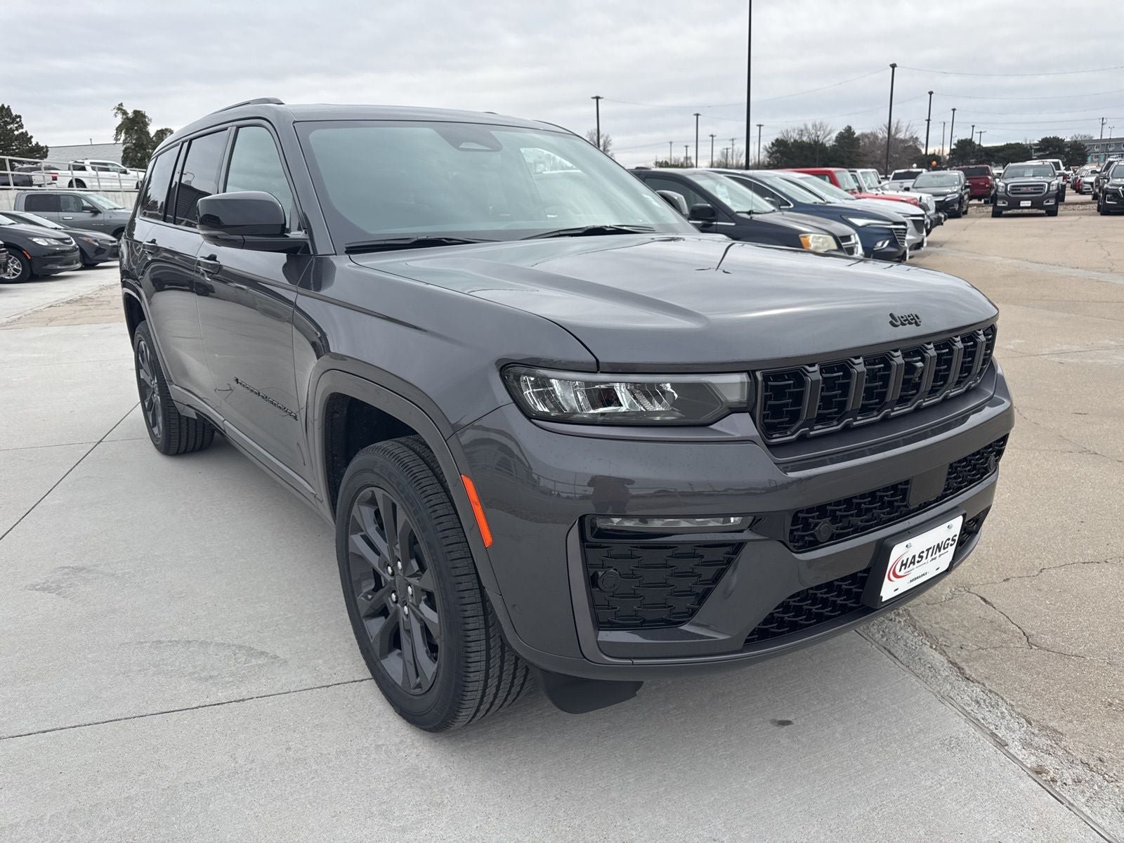 New 2026 Jeep Grand Cherokee L Limited AWD/4WD image 10