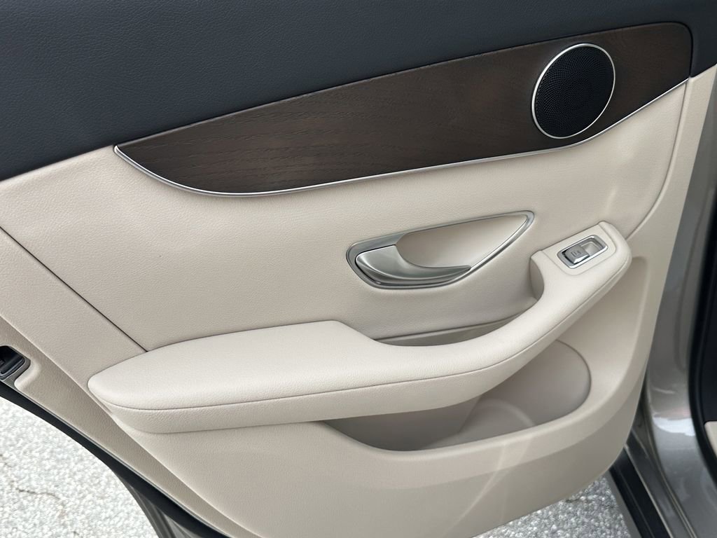 Certified 2021 Mercedes-Benz GLC 300 4MATIC image 25