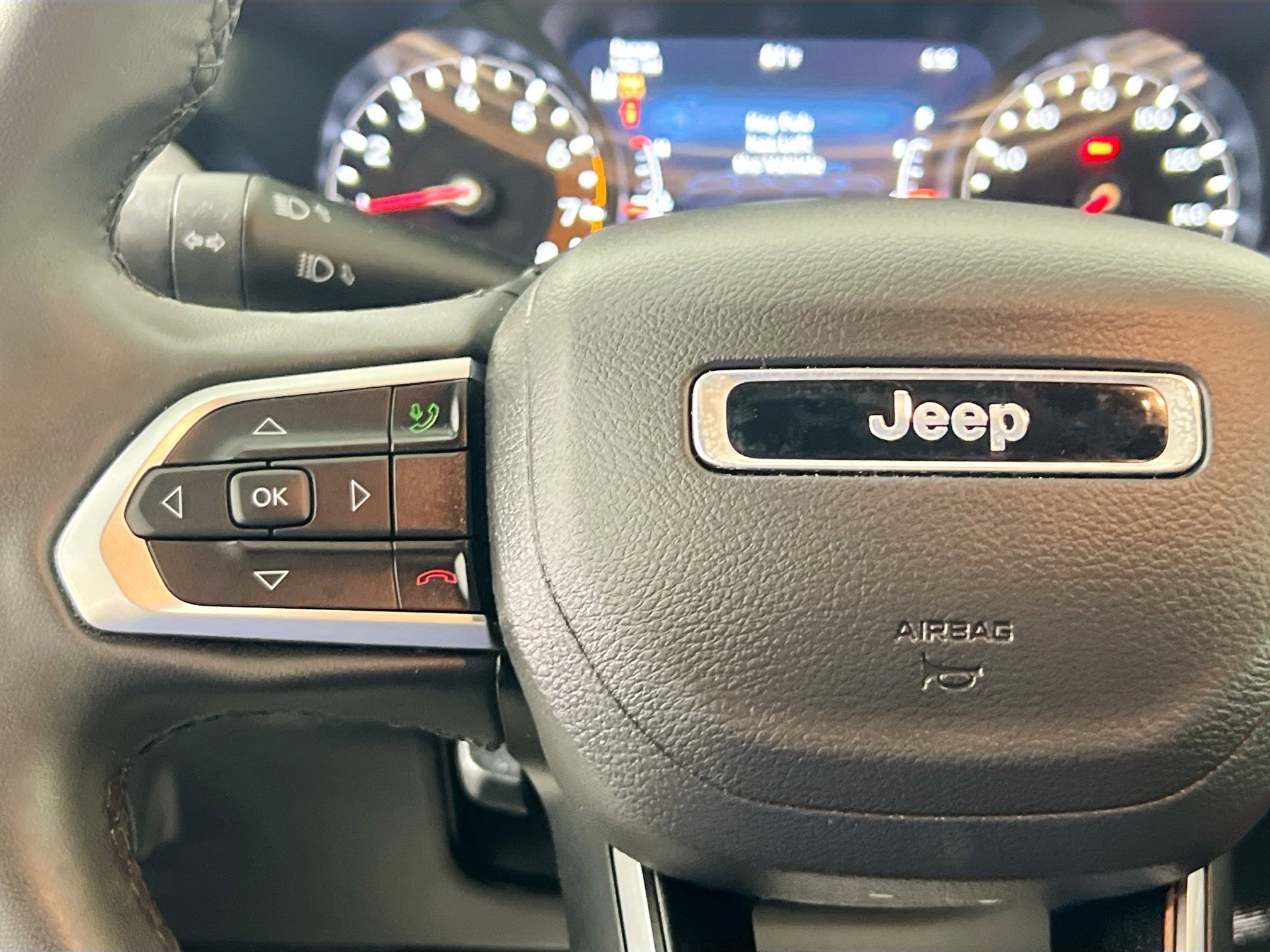 Used 2024 Jeep Compass Latitude image 18