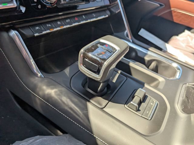New 2026 GMC Sierra 1500 Denali Ultimate w/ LPO, Black Badging Package image 24