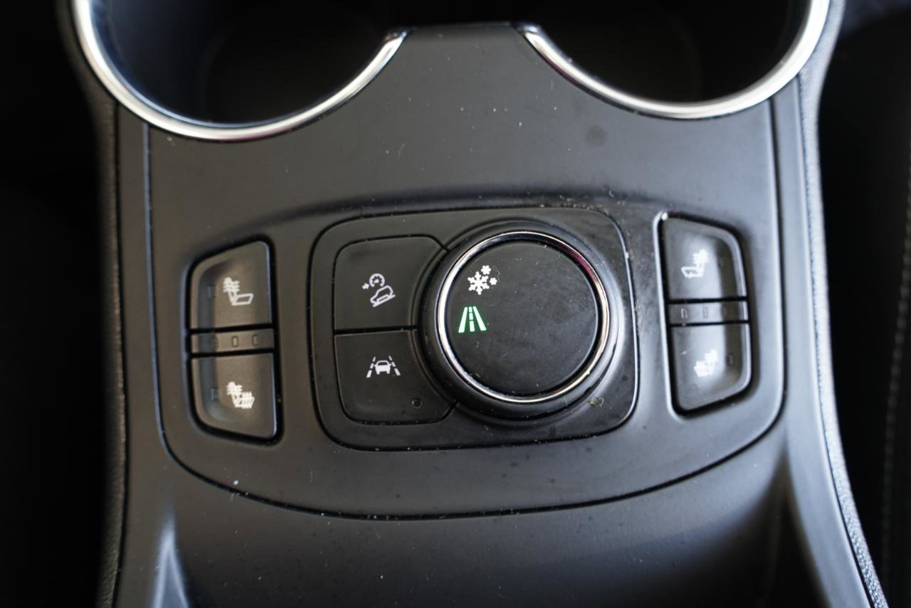 Used 2023 GMC Terrain SLE w/ Driver Convenience Package FWD image 22