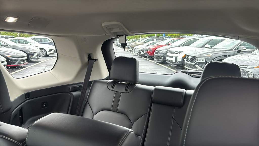 Used 2025 Honda Pilot EX-L image 29