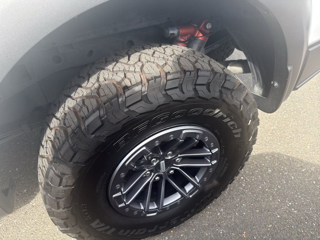 Used 2020 Ford F150 Raptor w/ Equipment Group 802A Luxury AWD/4WD image 3