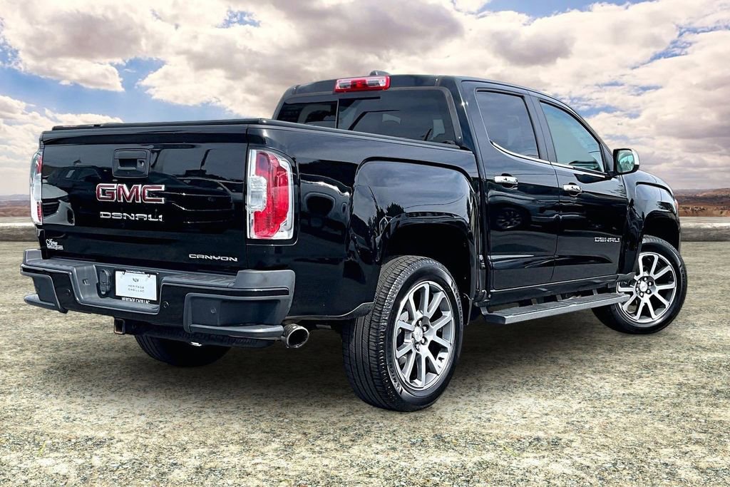 Used 2021 GMC Canyon Denali image 5