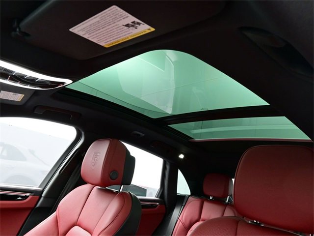 New 2026 Porsche Macan image 13