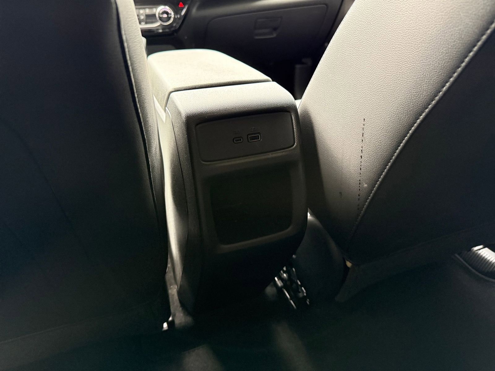 Used 2025 Chevrolet Trax LT image 23