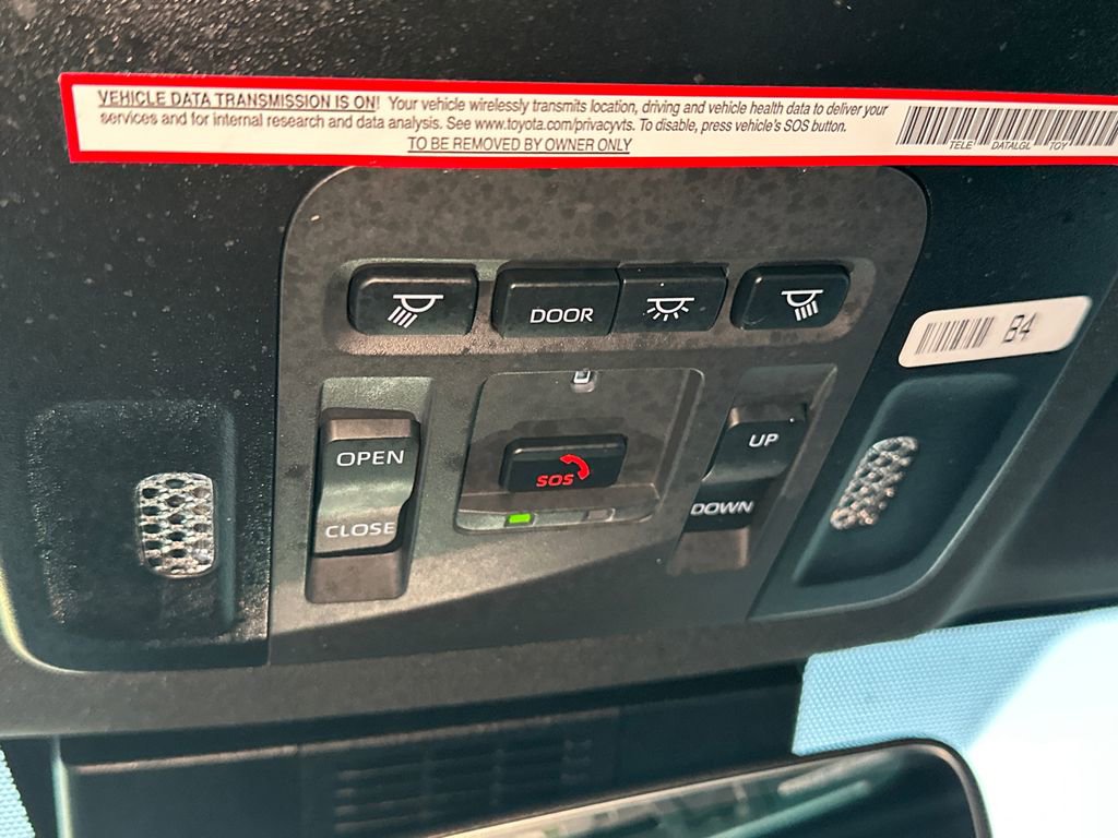 Used 2025 Toyota Camry SE w/ Multimedia Upgrade Package image 29