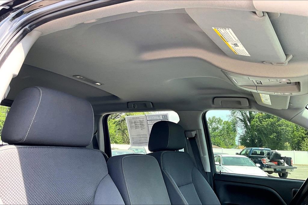 Used 2018 Chevrolet Silverado 1500 LT w/ All Star Edition AWD/4WD image 24