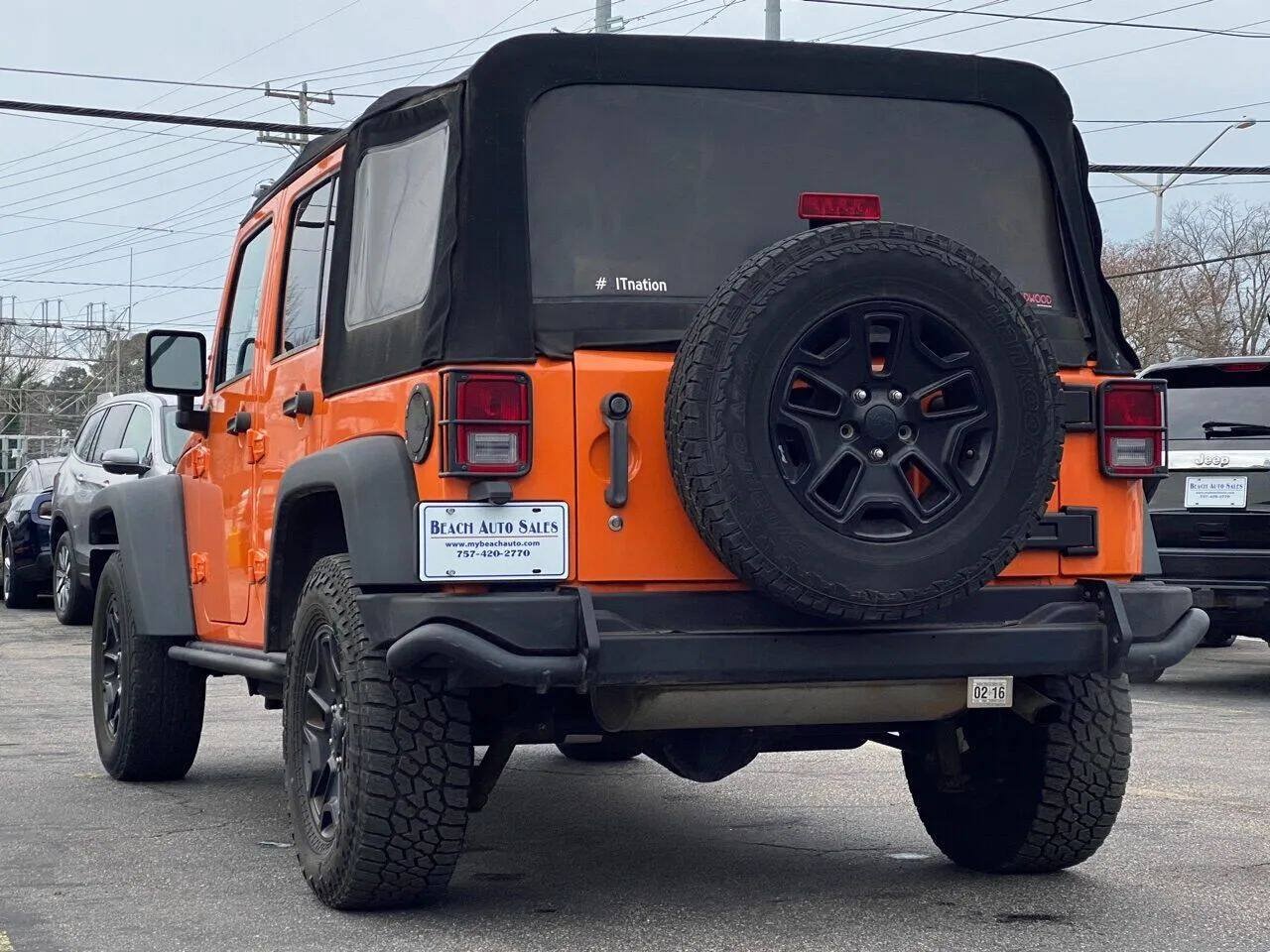 Used 2013 Jeep Wrangler Unlimited Sahara AWD/4WD image 6