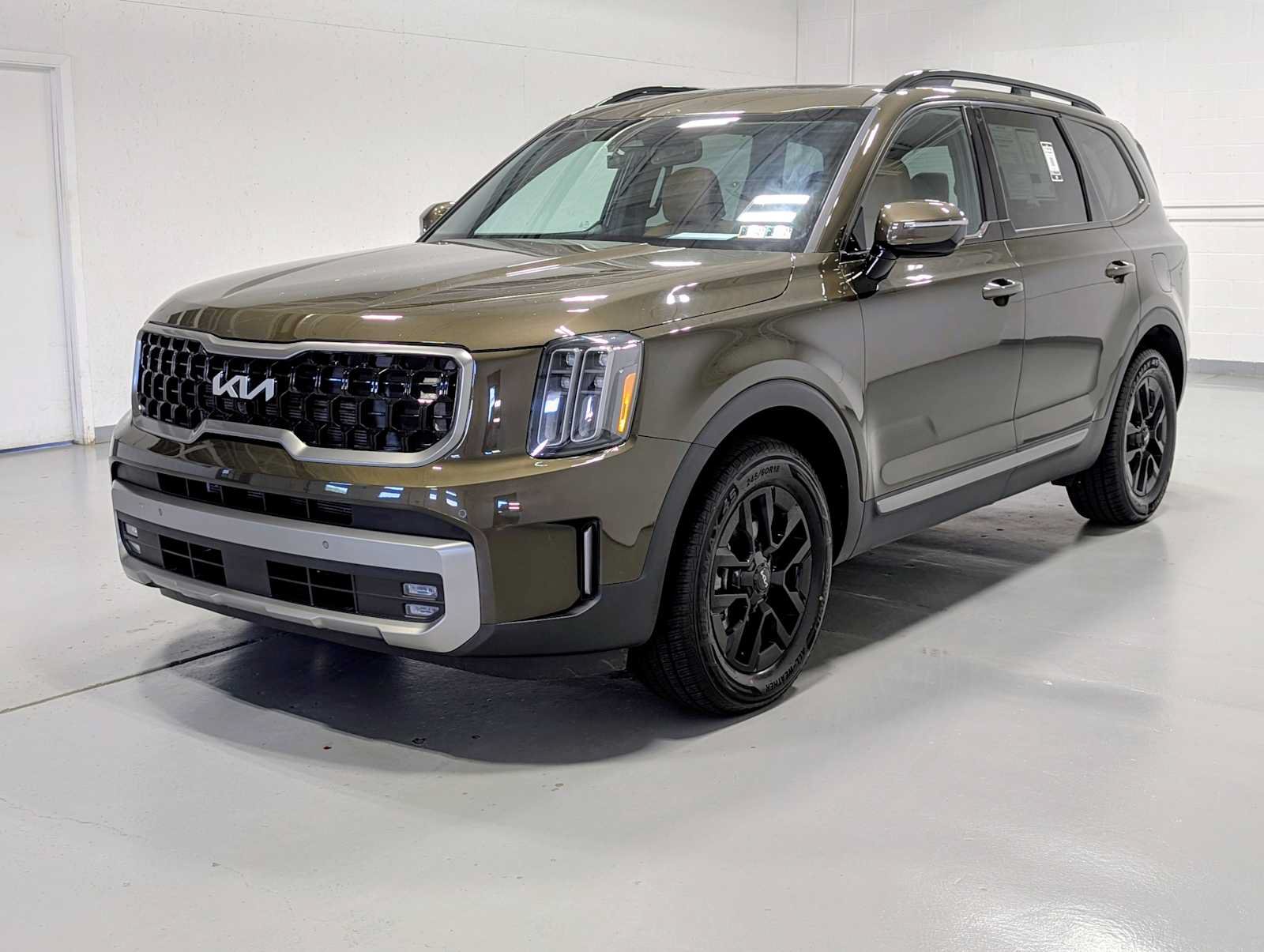 Certified 2023 Kia Telluride SX X-Pro AWD/4WD image 1