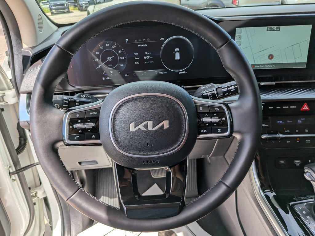 Certified 2024 Kia Carnival SX Prestige FWD image 31