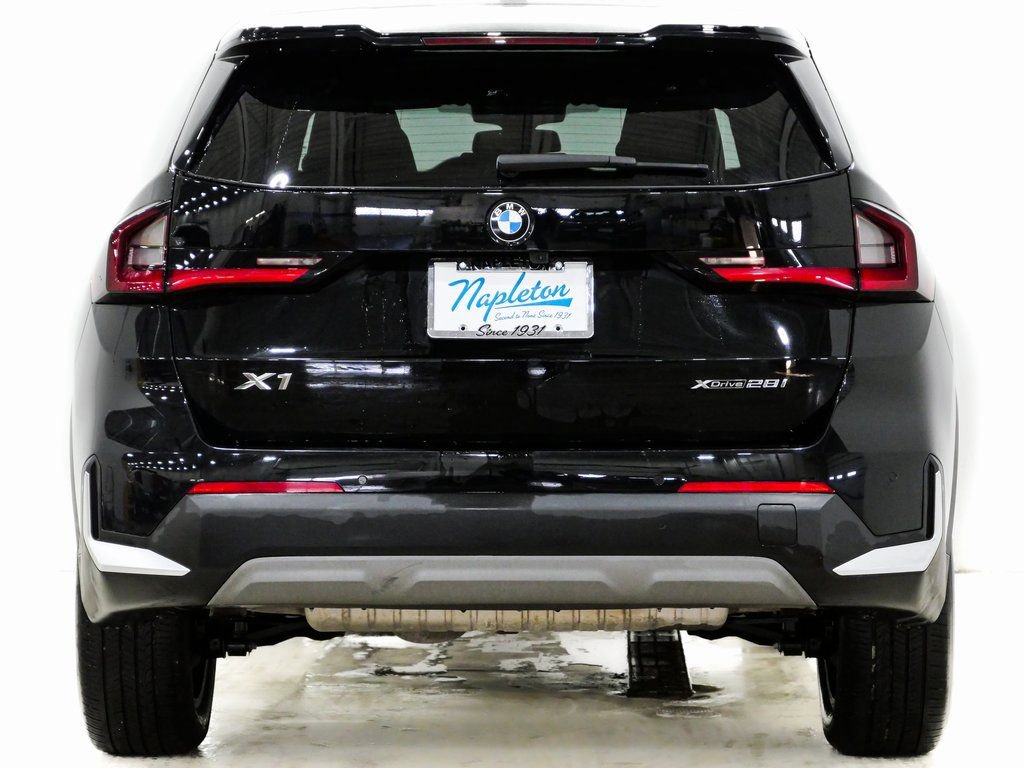 Used 2023 BMW X1 xDrive28i image 8