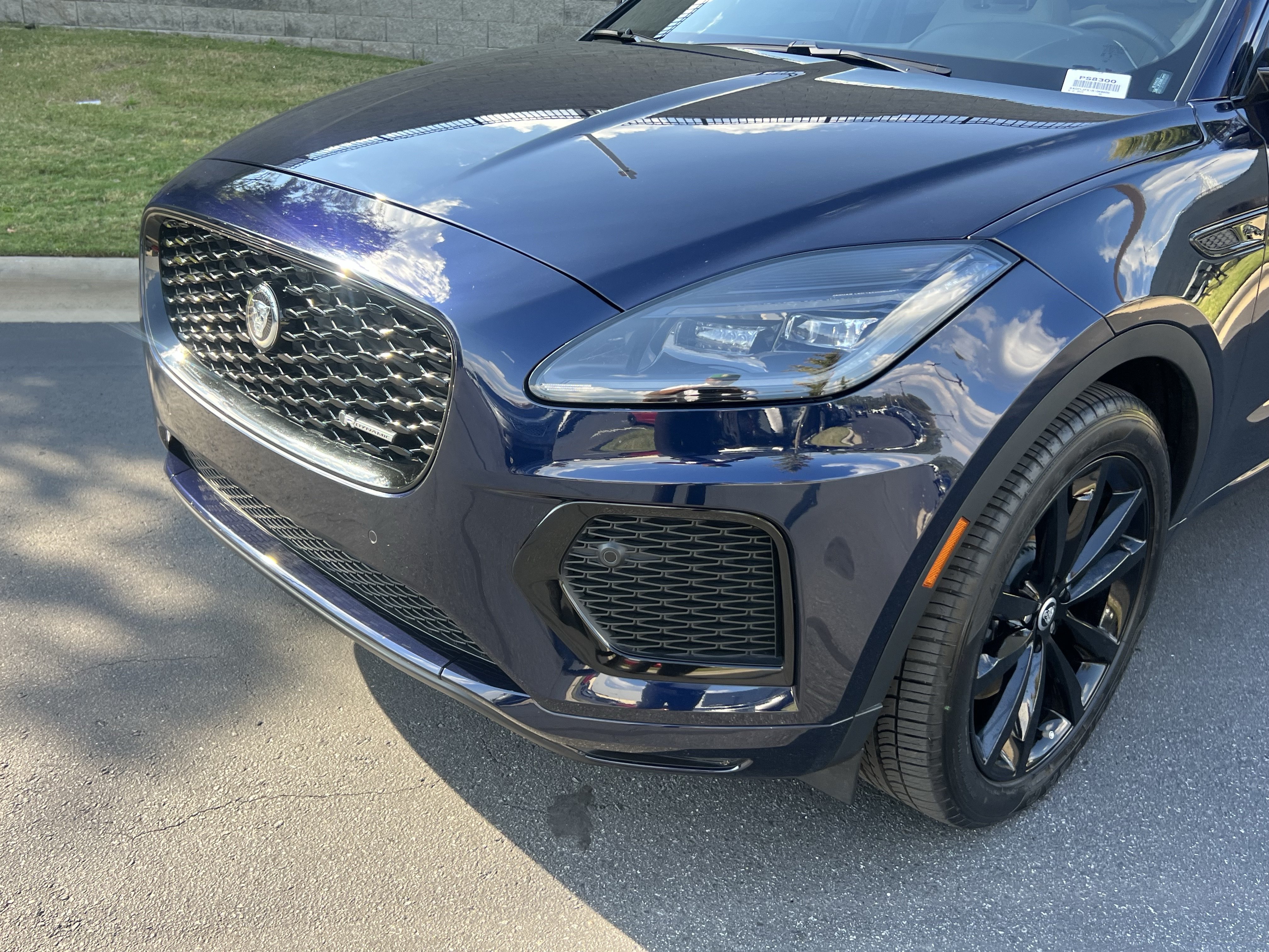 Certified 2024 Jaguar E-PACE R-Dynamic SE AWD/4WD image 11