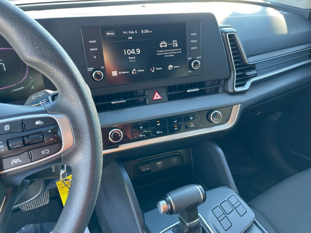 Certified 2024 Kia Sportage LX image 15