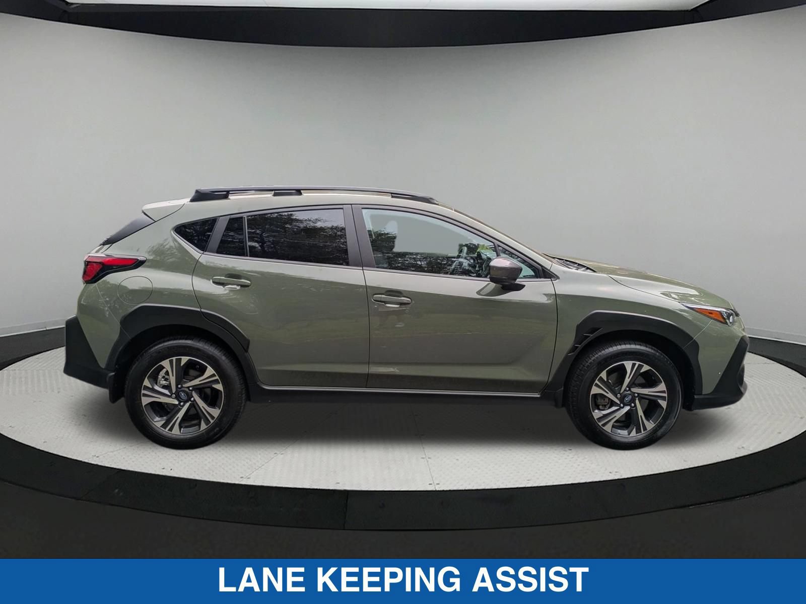 Certified 2026 Subaru Crosstrek 2.5i Premium AWD/4WD image 2