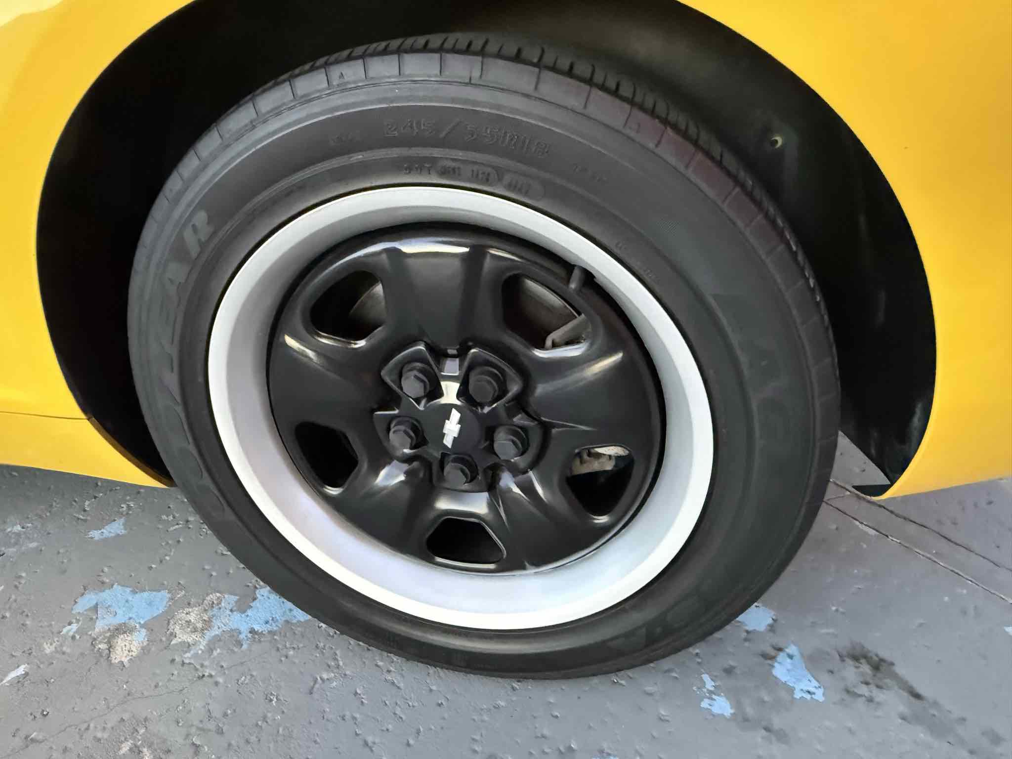 Used 2013 Chevrolet Camaro LS image 33