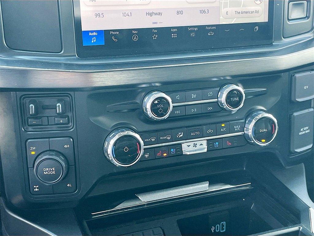 Used 2023 Ford F250 Lariat w/ Sport Appearance Package image 19