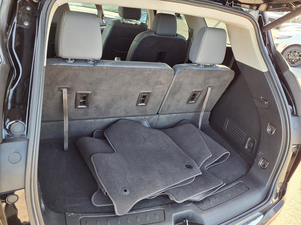 Used 2020 Buick Enclave Essence image 30