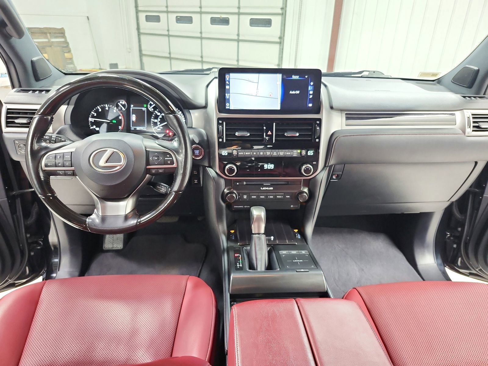 Used 2023 Lexus GX 460 Premium w/ Premium Package AWD/4WD image 26