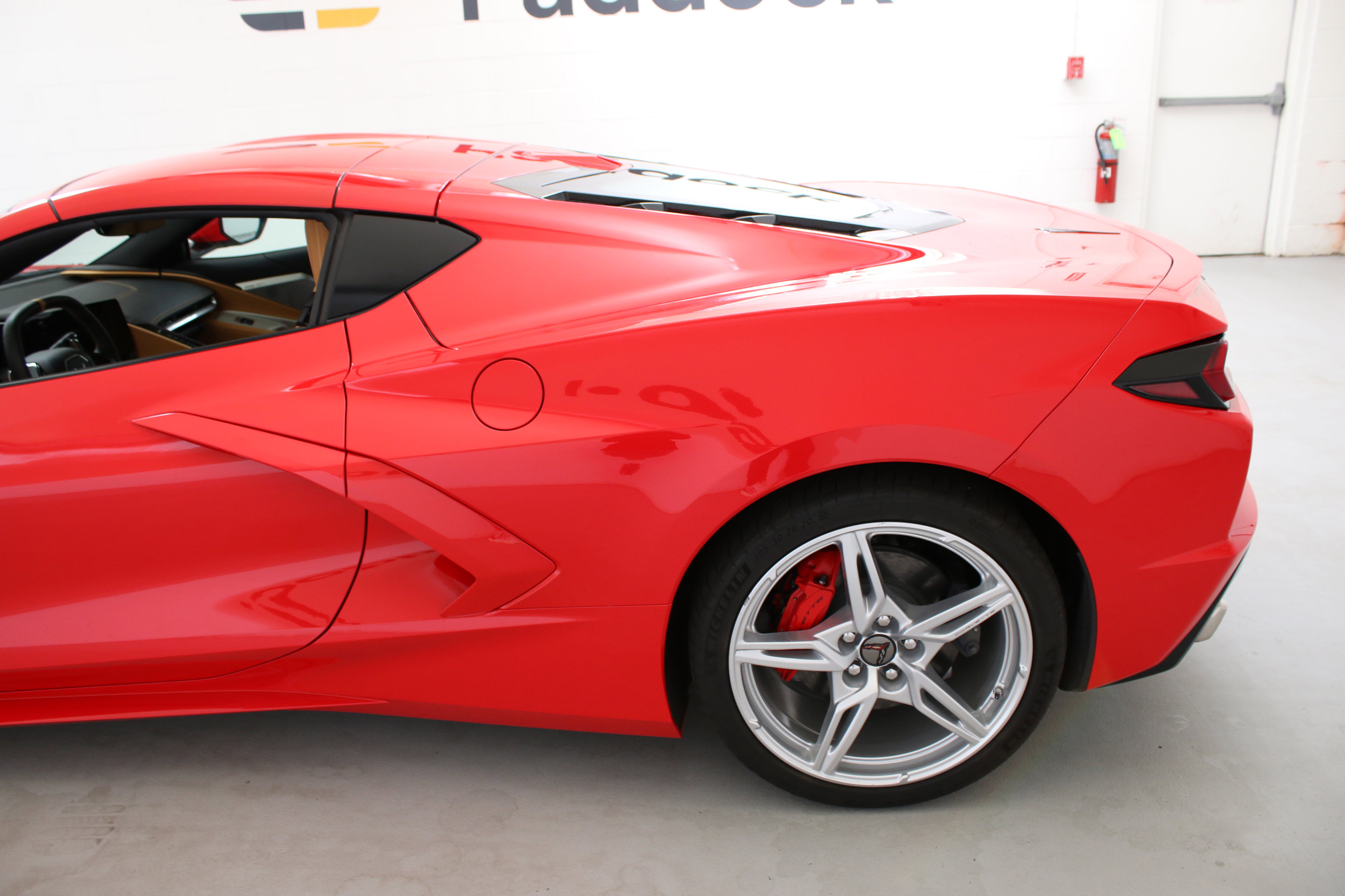 Used 2023 Chevrolet Corvette Stingray Preferred Cpe w/ Battery Protection Package RWD image 6