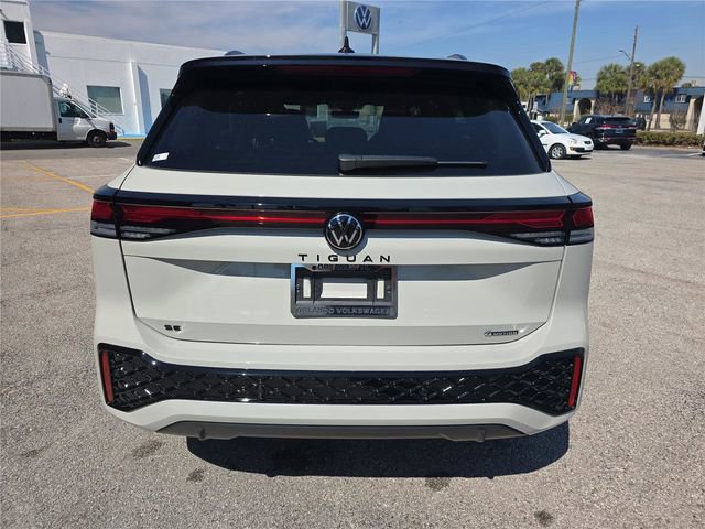 New 2026 Volkswagen Tiguan SE R-Line image 4