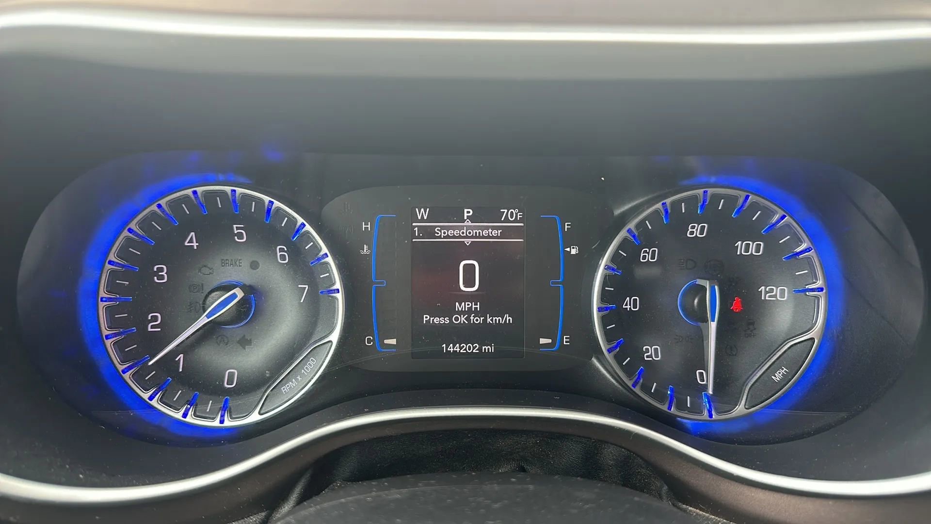 Used 2017 Chrysler Pacifica Touring image 12