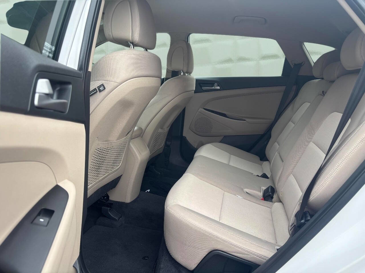 Used 2018 Hyundai Tucson SE FWD image 16