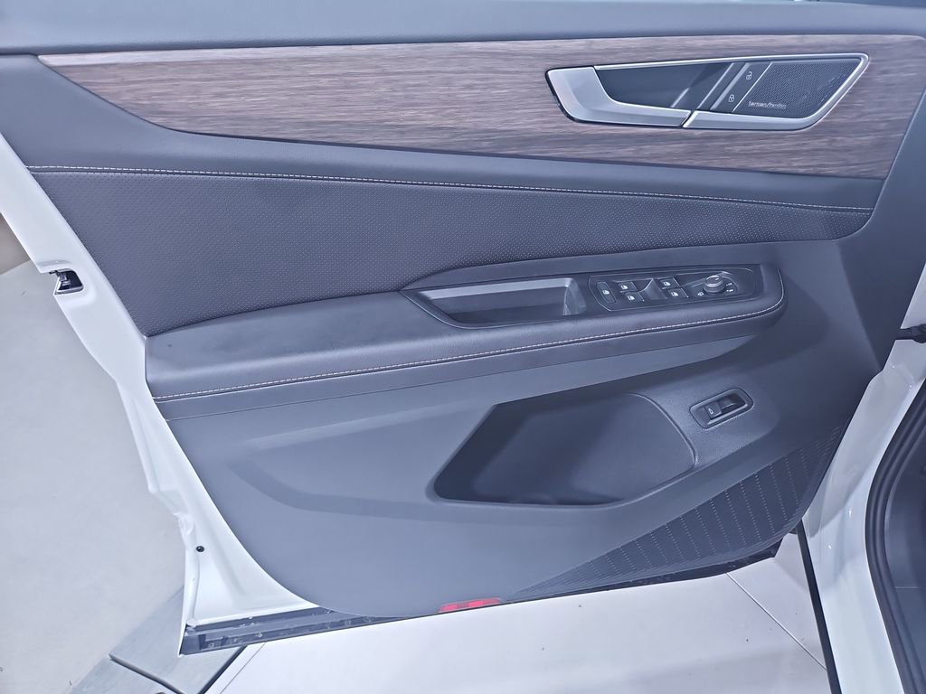 New 2026 Volkswagen Atlas SEL Premium R-Line image 10